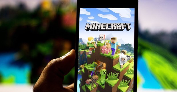 Tips for playing Minecraft with your kids